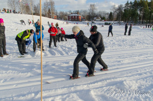 Två på samma par skidor var en kul tävlingsgren Foto: Pelle Nilsson Ljungandalen.info