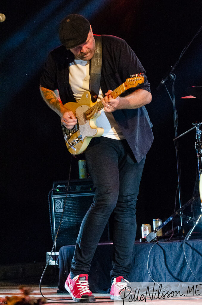 Teddie Ericsson med band på End of Summer Meet, Karlsro Flyers 2025. Foto: Pelle Nilsson