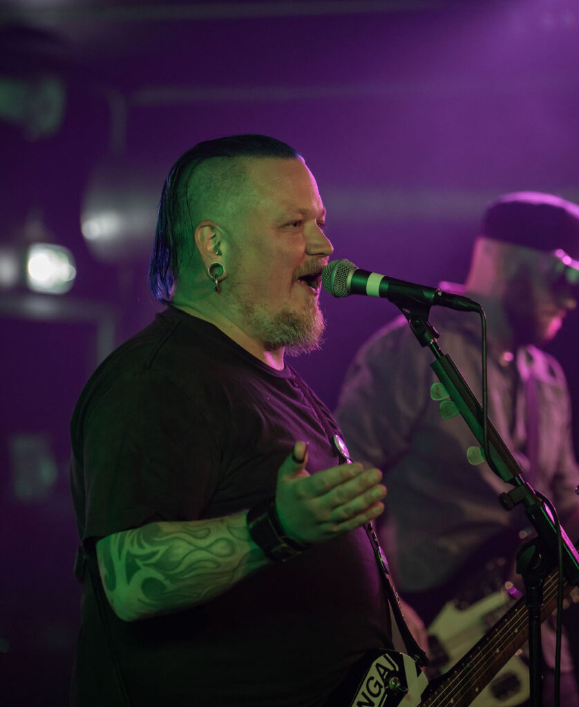 Petter Källström med band på Pipeline. Foto: Patrik Aspholme